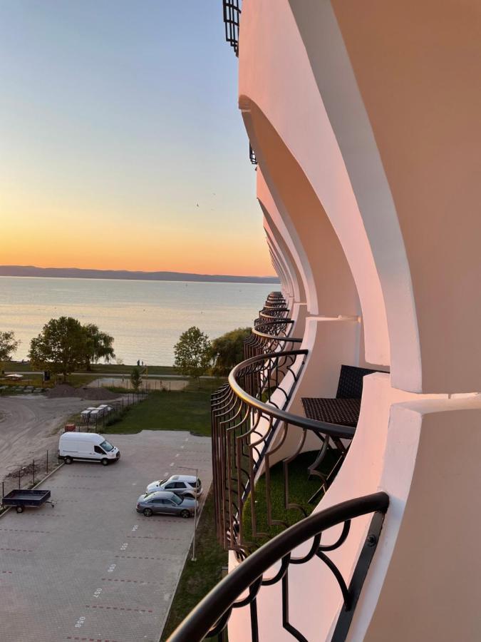Best Silver Apartman Siofok Bagian luar foto